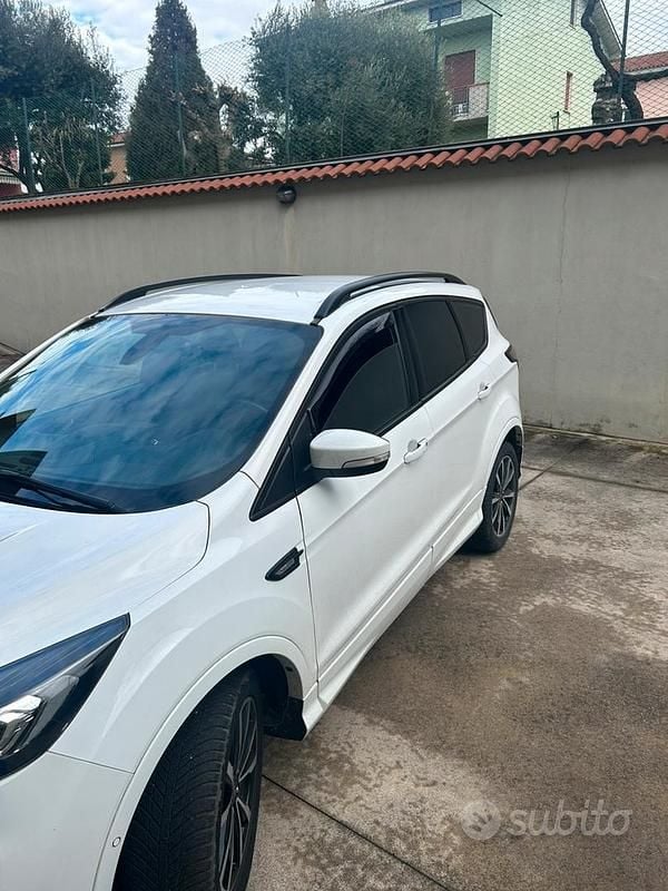 Usata 2019 Ford Kuga SUV | 11.000 € (Super prezzo) - Immagine 1/4
