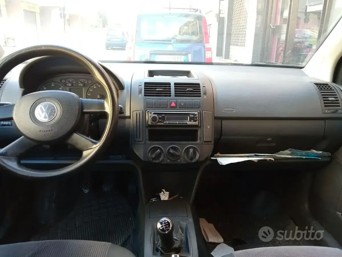 Usata VW Polo 69 CV (50 kW) 2005 Rosso Berlina
