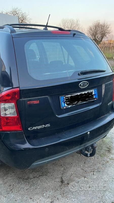 Usata Kia Carens 140 CV (102 kW) 2009 Nero Monovolume