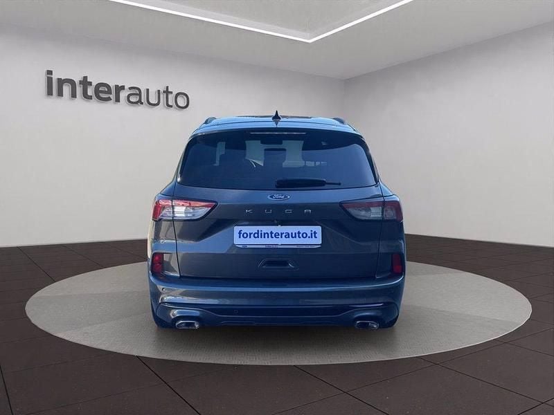 Usata Ford Kuga ST-Line 120 CV (88 kW) 2022 Magnetic grey SUV