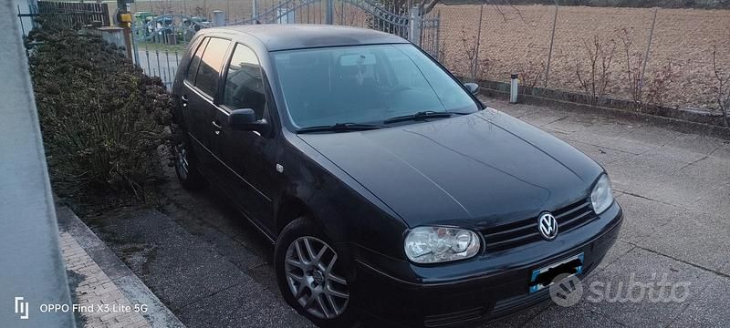 Usata VW Golf IV 2001 Nero Berlina