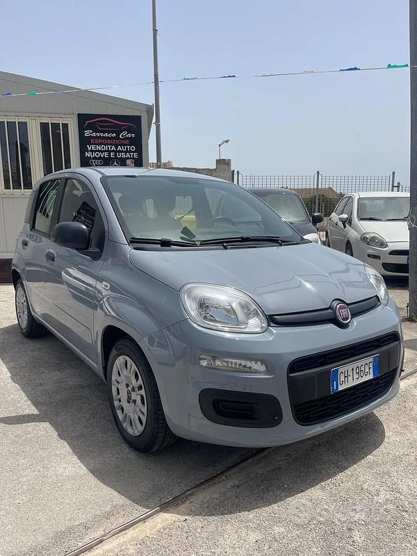 Usata Fiat Panda S 70 CV (51 kW) 2022 Grigio Utilitaria