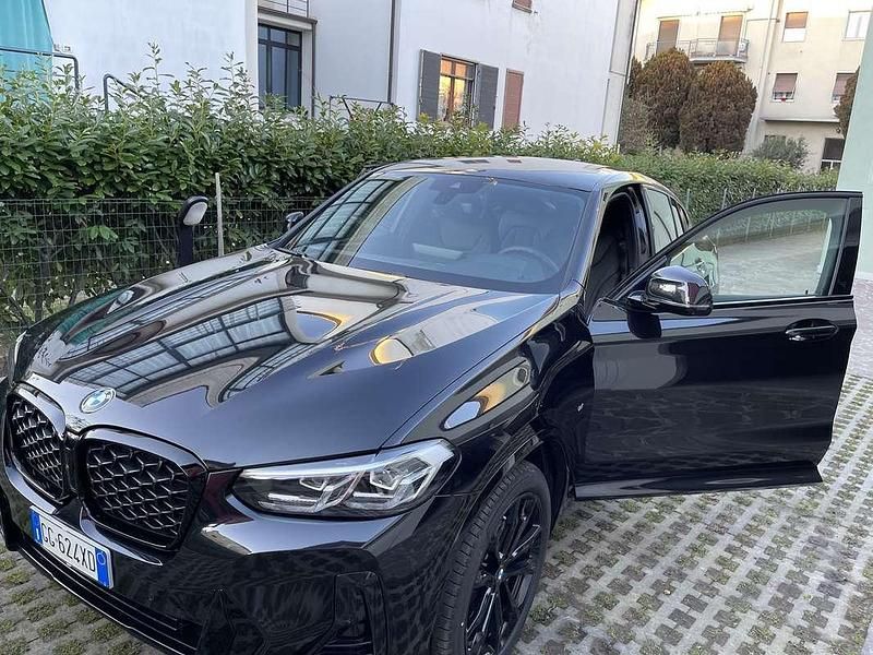 Usata BMW X4 M Sport 190 CV (139 kW) 2022 Nero SUV