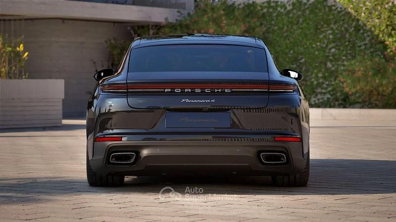 Usata Porsche Panamera 354 CV (260 kW) 2025 Nero Utilitaria