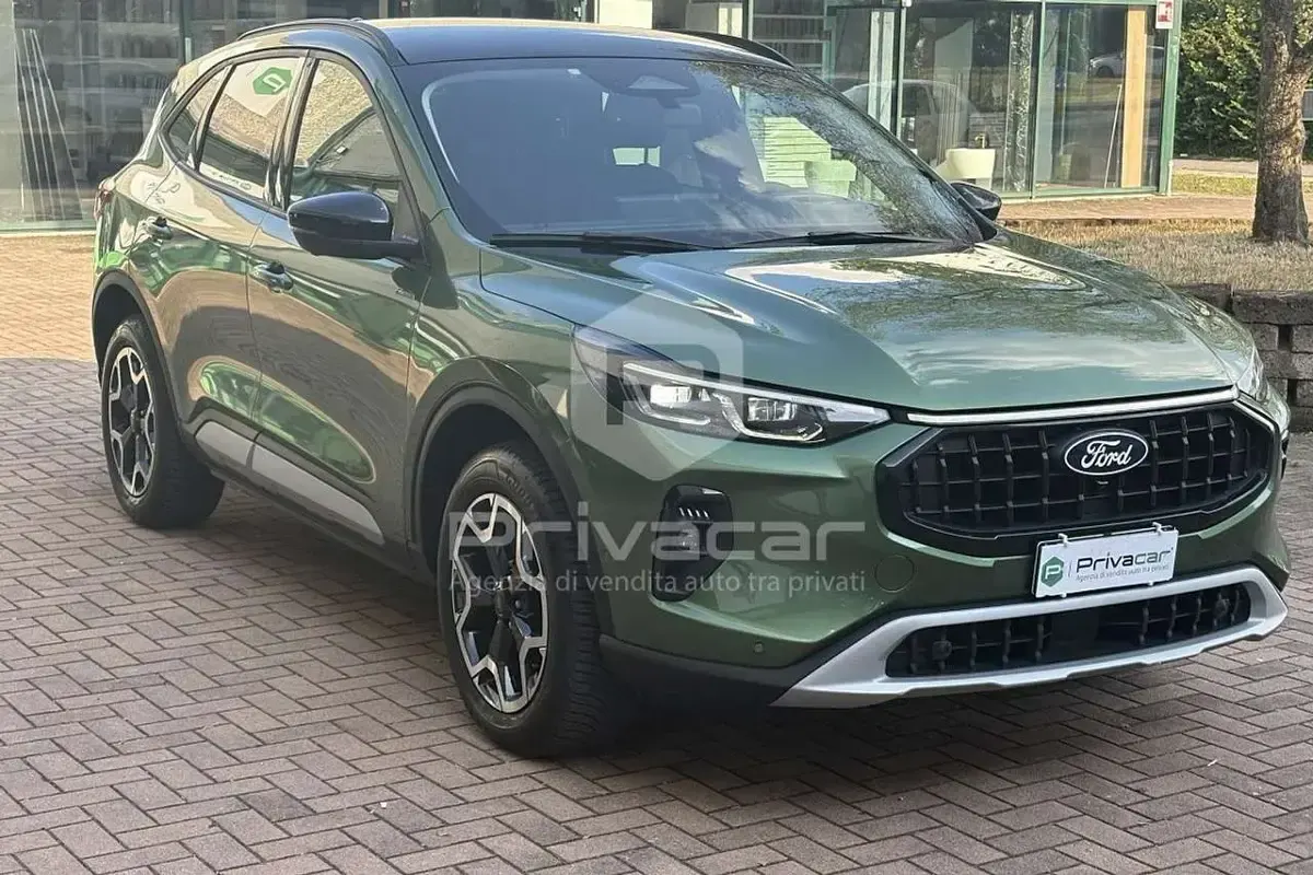 Usata Ford Kuga Active X 179 CV (131 kW) 2024 Verde SUV