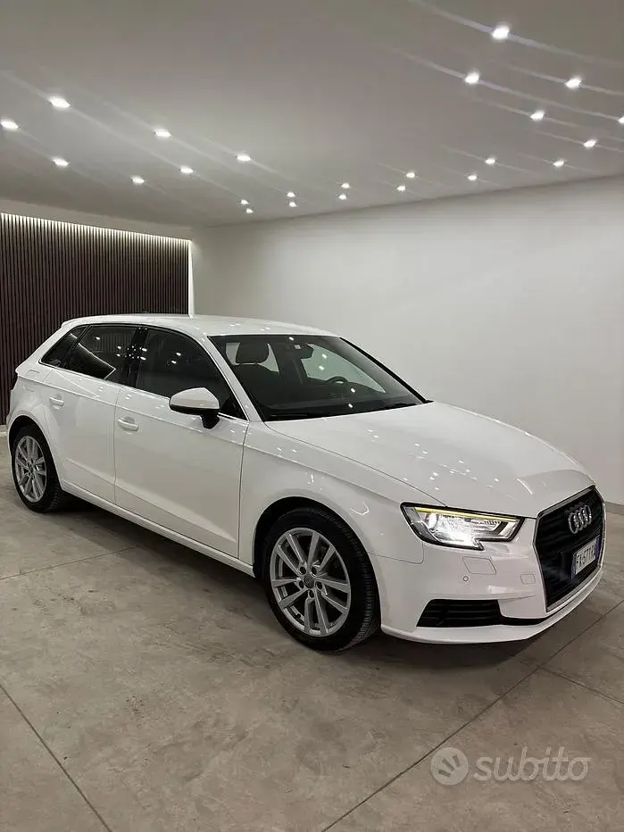 Usata Audi A3 116 CV (85 kW) 2019 Bianco Berlina