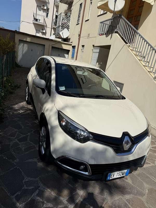 Usata Renault Captur 90 CV (66 kW) 2014 SUV