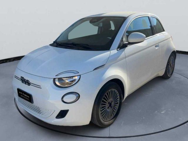Usata Fiat 500e Icon 86 kW (118 CV) 2021 Bianco Berlina