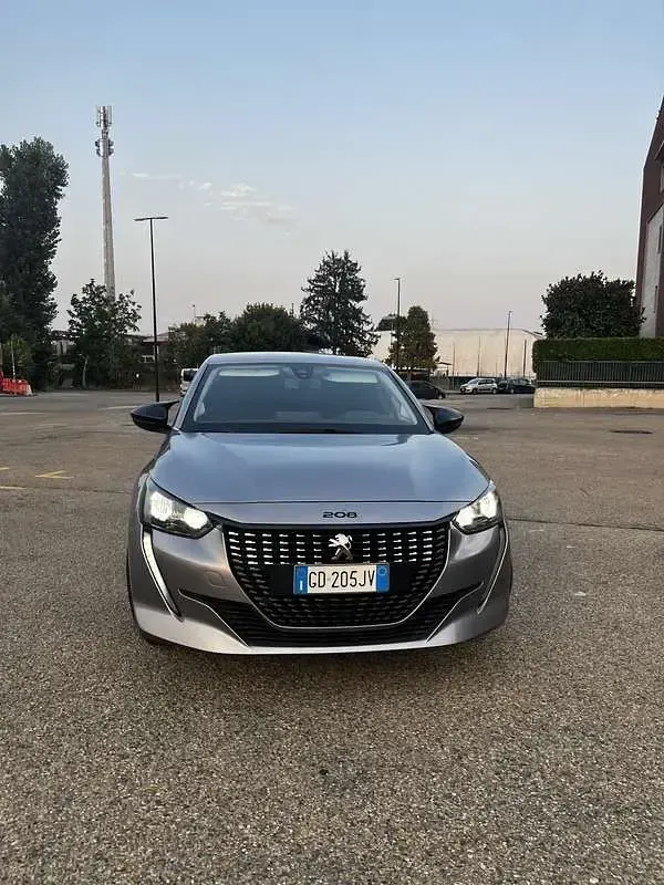 Usata Peugeot 208 Allure 101 CV (74 kW) 2020 Utilitaria