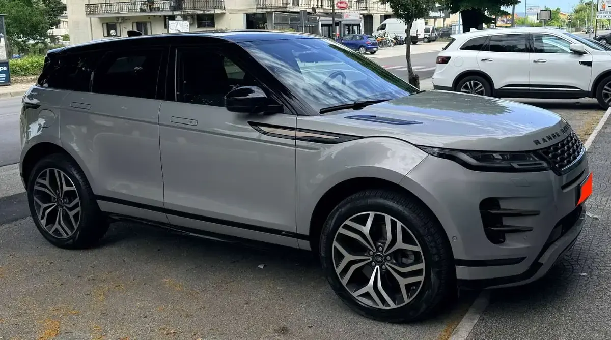 Usata Land Rover Range Rover evoque First Edition 180 CV (132 kW) 2019 Grigio SUV