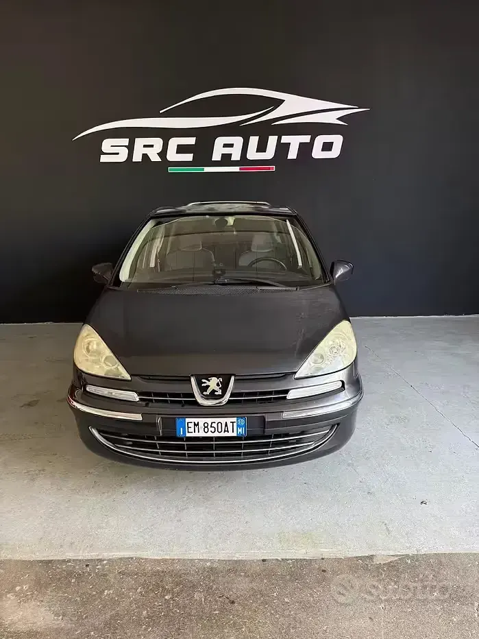 Usata Peugeot 807 163 CV (119 kW) 2012 Nero Monovolume