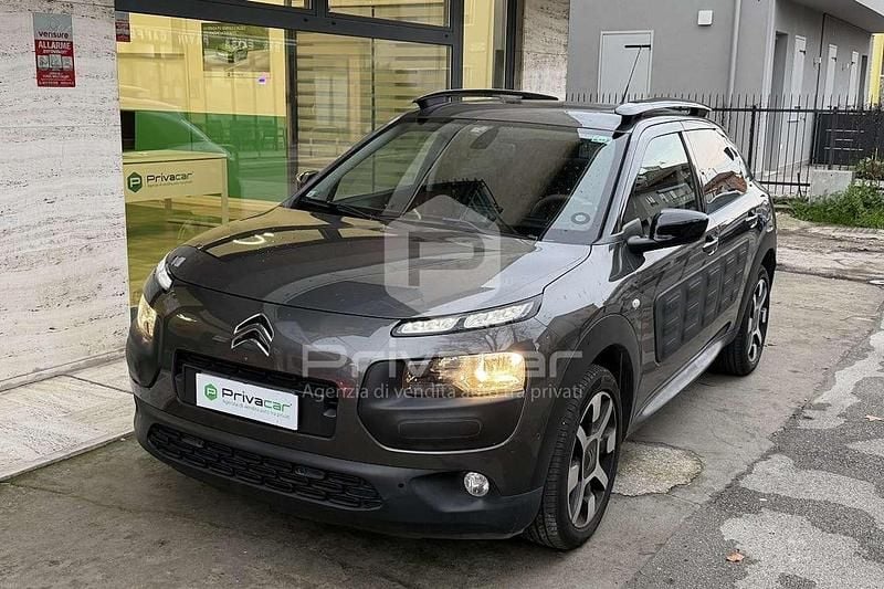 Grigio Usata 2018 Citroën C4 Shine SUV | 9200 € (Buon prezzo) - Immagine 1/4