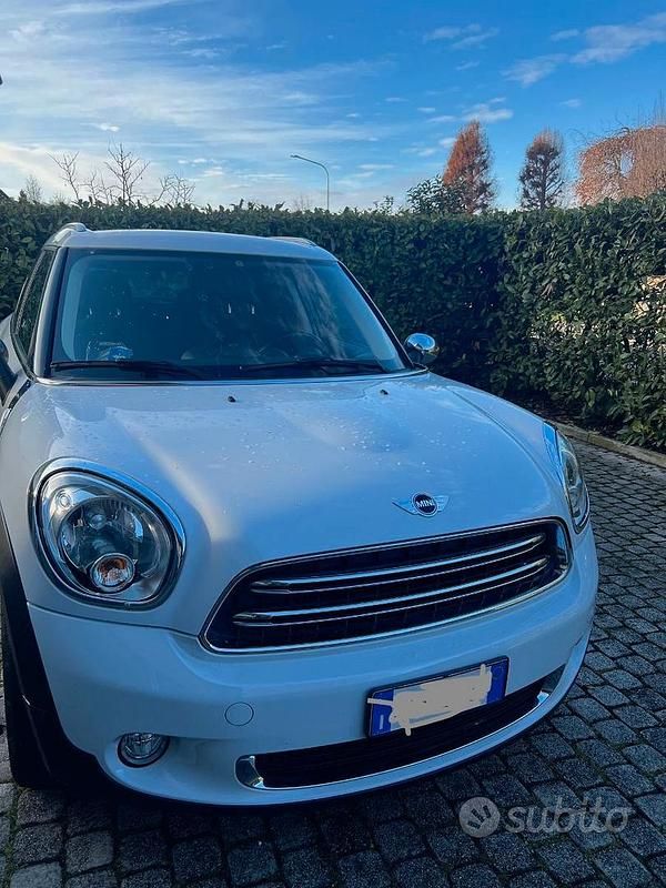 Usata Mini Countryman 122 CV (89 kW) 2015 Bianco SUV
