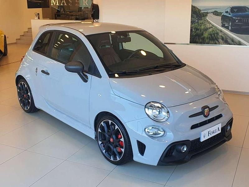 Usata Abarth 595C Competizione 179 CV (131 kW) 2019 Grigio campo volo Cabrio