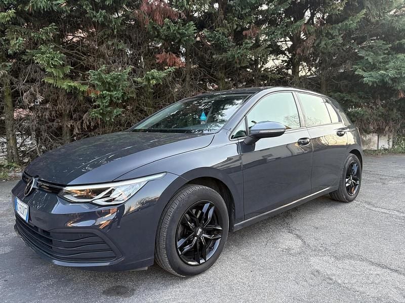 Usata VW Golf VII Life 110 CV (80 kW) 2020 Berlina