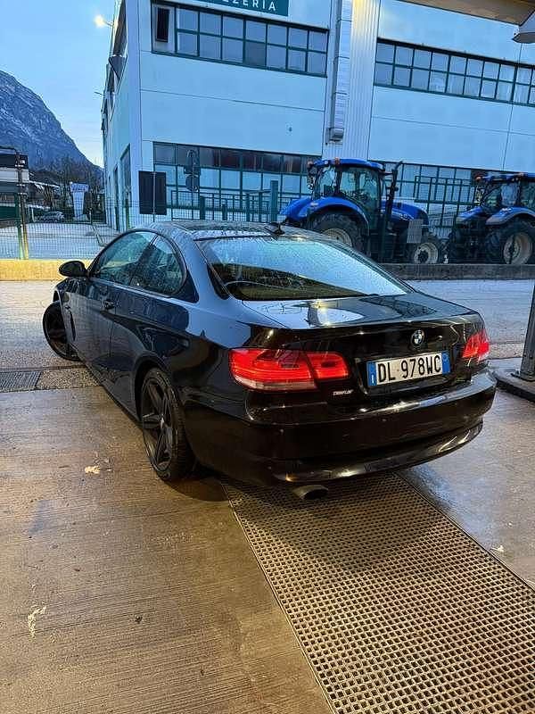 Usata BMW 320 177 CV (130 kW) 2007 Coupé