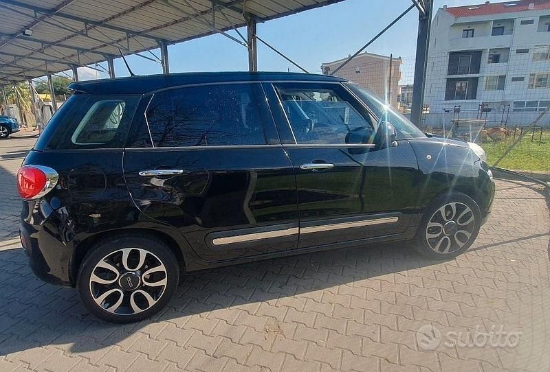 Usata Fiat 500L Lounge 85 CV (62 kW) 2012 Nero Monovolume