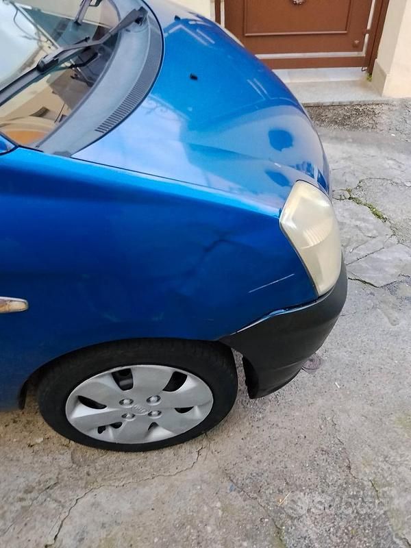 Usata Kia Picanto 2004 Blu Utilitaria