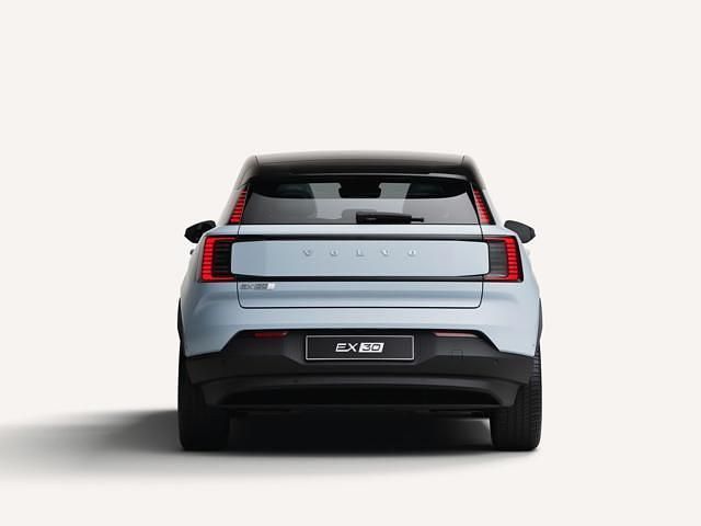 Usata Volvo EX30 Plus 200 kW (272 CV) 2023 Bianco SUV