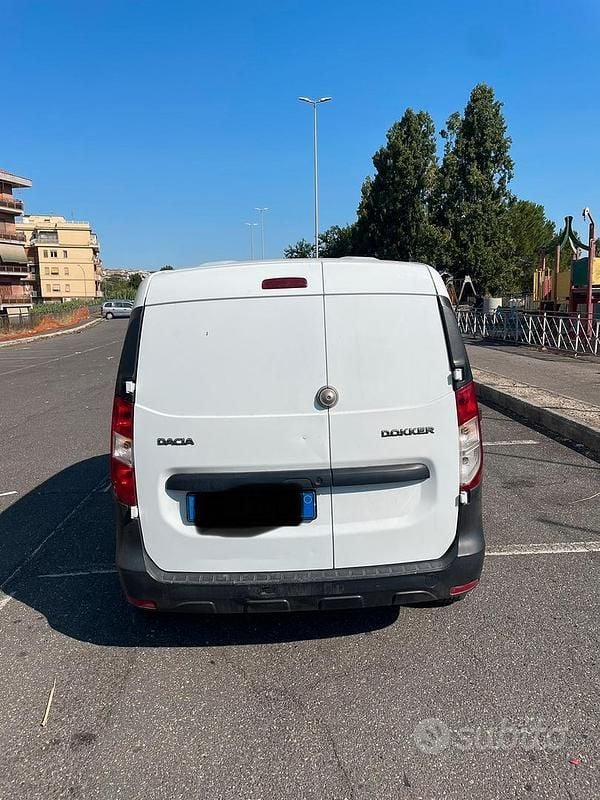 Usata Dacia Dokker 102 CV (75 kW) 2018 Monovolume