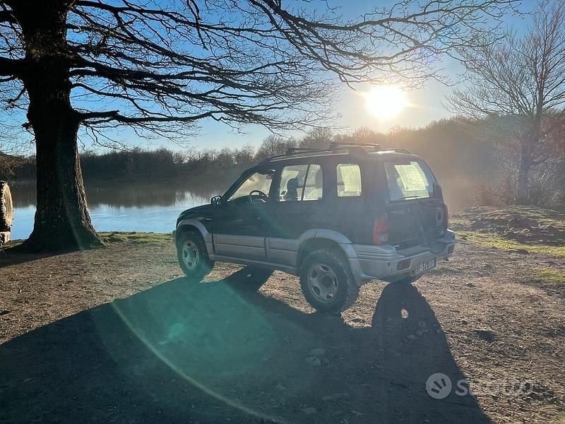 Usata Suzuki Grand Vitara 87 CV (63 kW) 2000 Blu SUV
