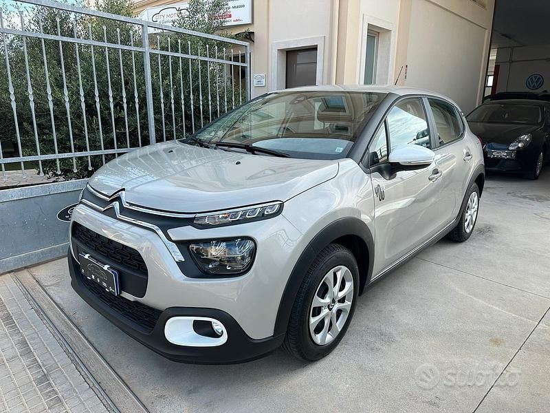Grigio Usata 2024 Citroën C3 PureTech Tre volumi | 13.950 € (Buon prezzo) - Immagine 1/4