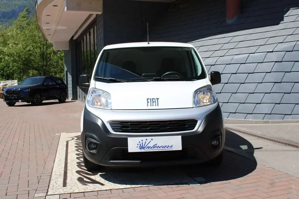Usata Fiat Fiorino 95 CV (69 kW) 2023 Bianco Monovolume