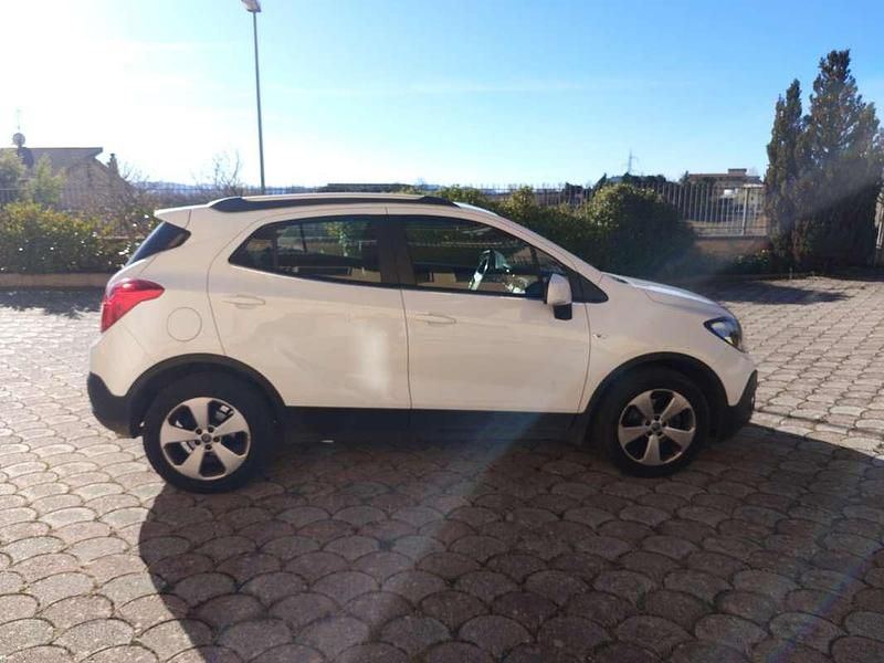 Usata Opel Mokka S 131 CV (96 kW) 2014 Bianco SUV