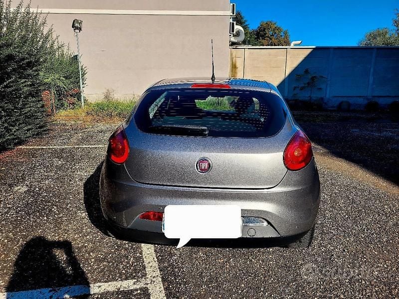 Usata Fiat Bravo 105 CV (77 kW) 2014 Grigio Utilitaria