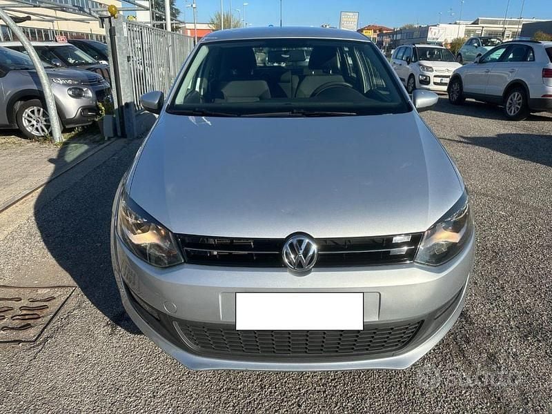 Usata VW Polo Comfortline 75 CV (55 kW) 2013 Grigio Utilitaria
