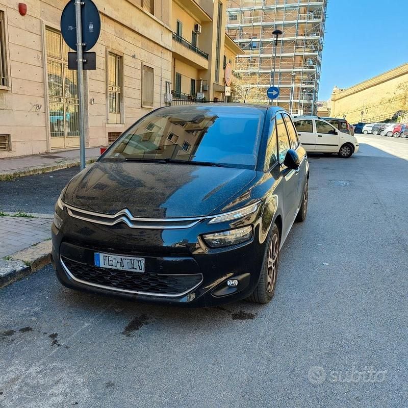 Nero Usata 2015 Citroën C4 Picasso Monovolume | 10.000 € (Buon prezzo) - Immagine 1/3
