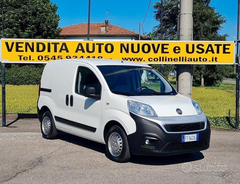 Bianco Usata 2018 Fiat Fiorino Monovolume | 8500 € (Buon prezzo) - Immagine 1/4
