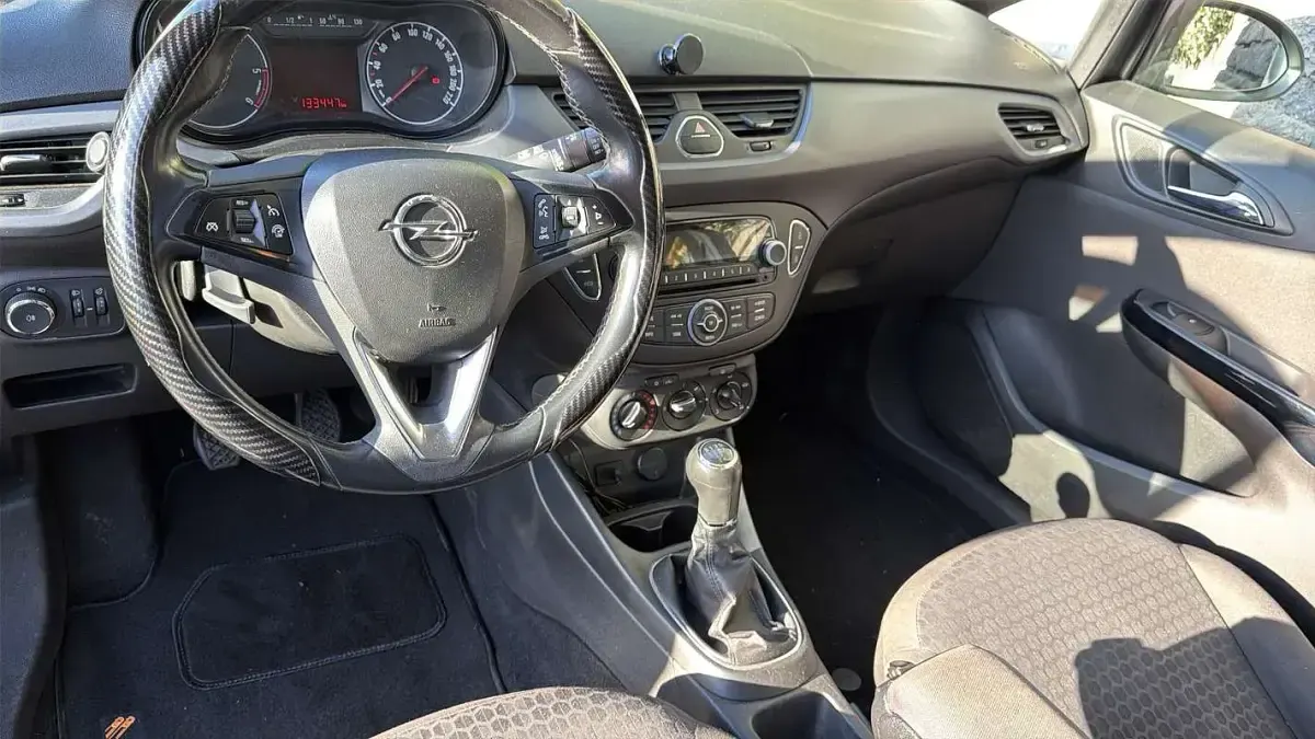 Usata Opel Corsa 75 CV (55 kW) 2015 Utilitaria