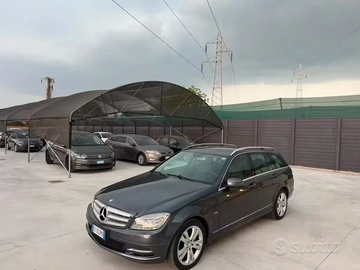 Usata Mercedes C220 Avantgarde 170 CV (125 kW) 2010 Grigio Station wagon