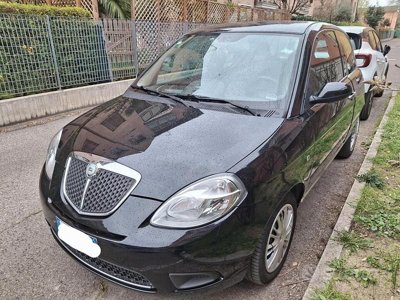 Usata Lancia Ypsilon 2007 Utilitaria