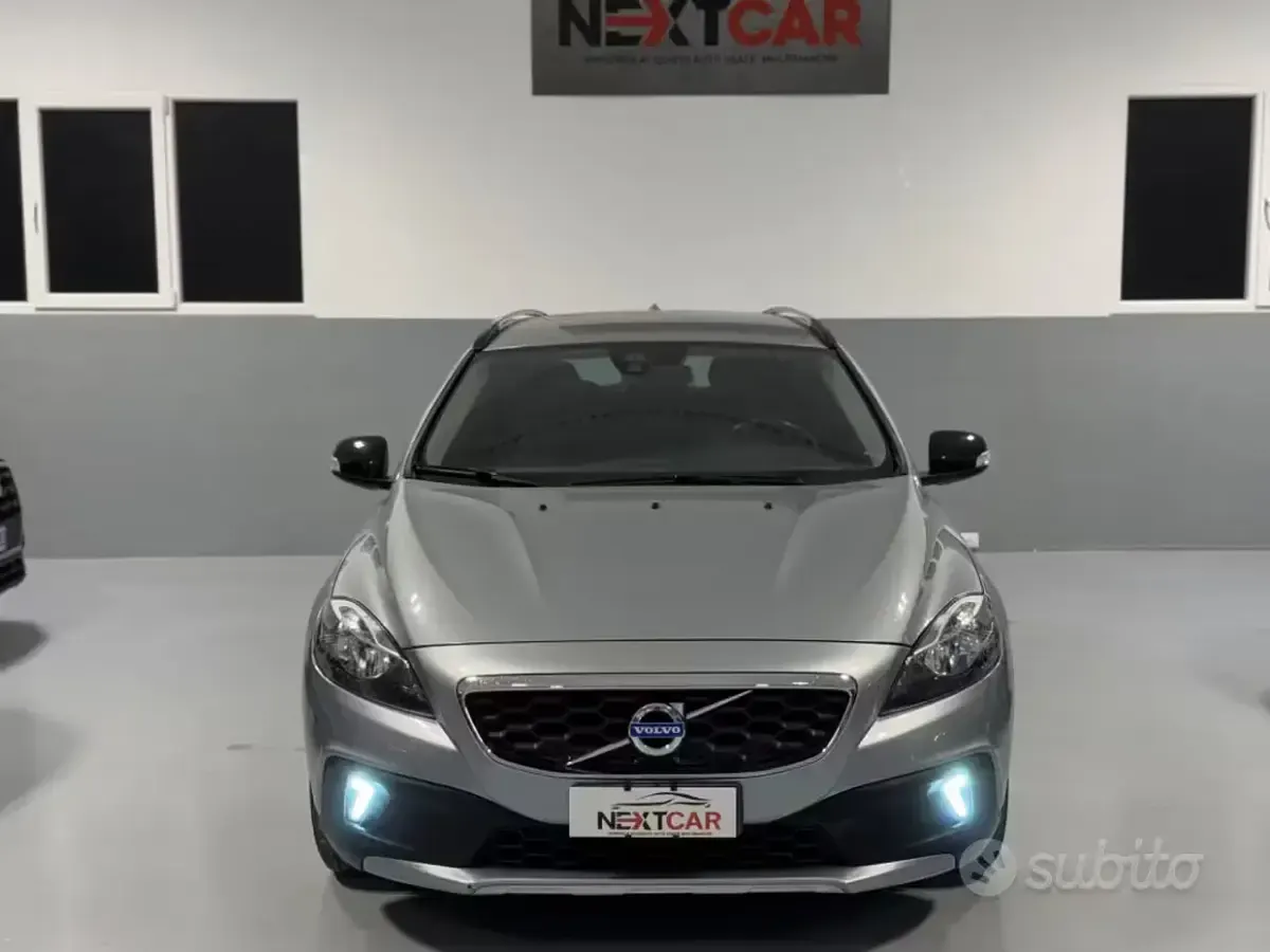 Usata Volvo V40 CC Kinetic 115 CV (84 kW) 2015 Grigio Station wagon