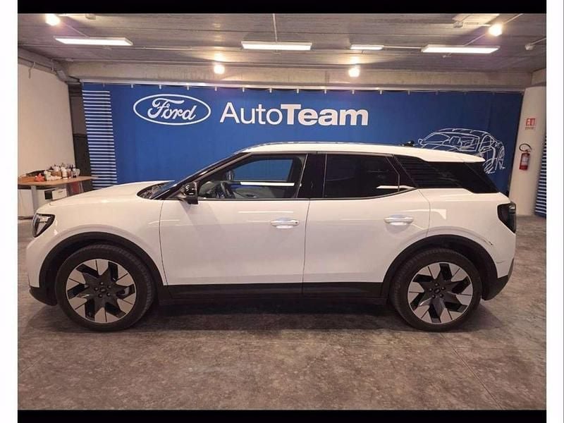Usata Ford Explorer Extended Range 266 kW (363 CV) 2024 Bianco frozen SUV