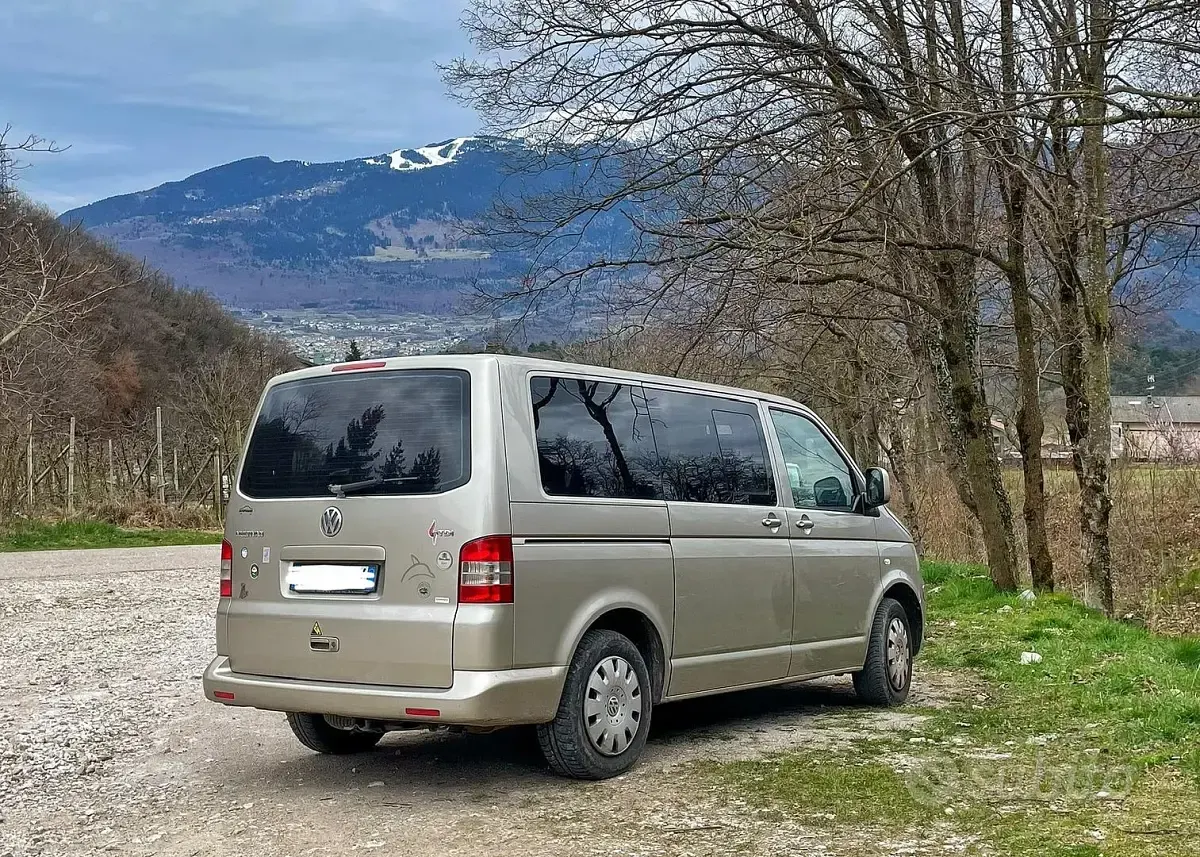Usata VW T5 102 CV (75 kW) 2009 Furgone