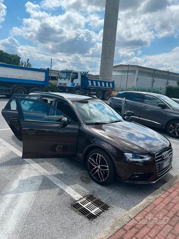 Begagnad Audi A4 Business 122 HK (89 kW) 2015 Brun Kombi