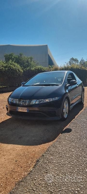 Usata Honda Civic 2007 Nero Monovolume