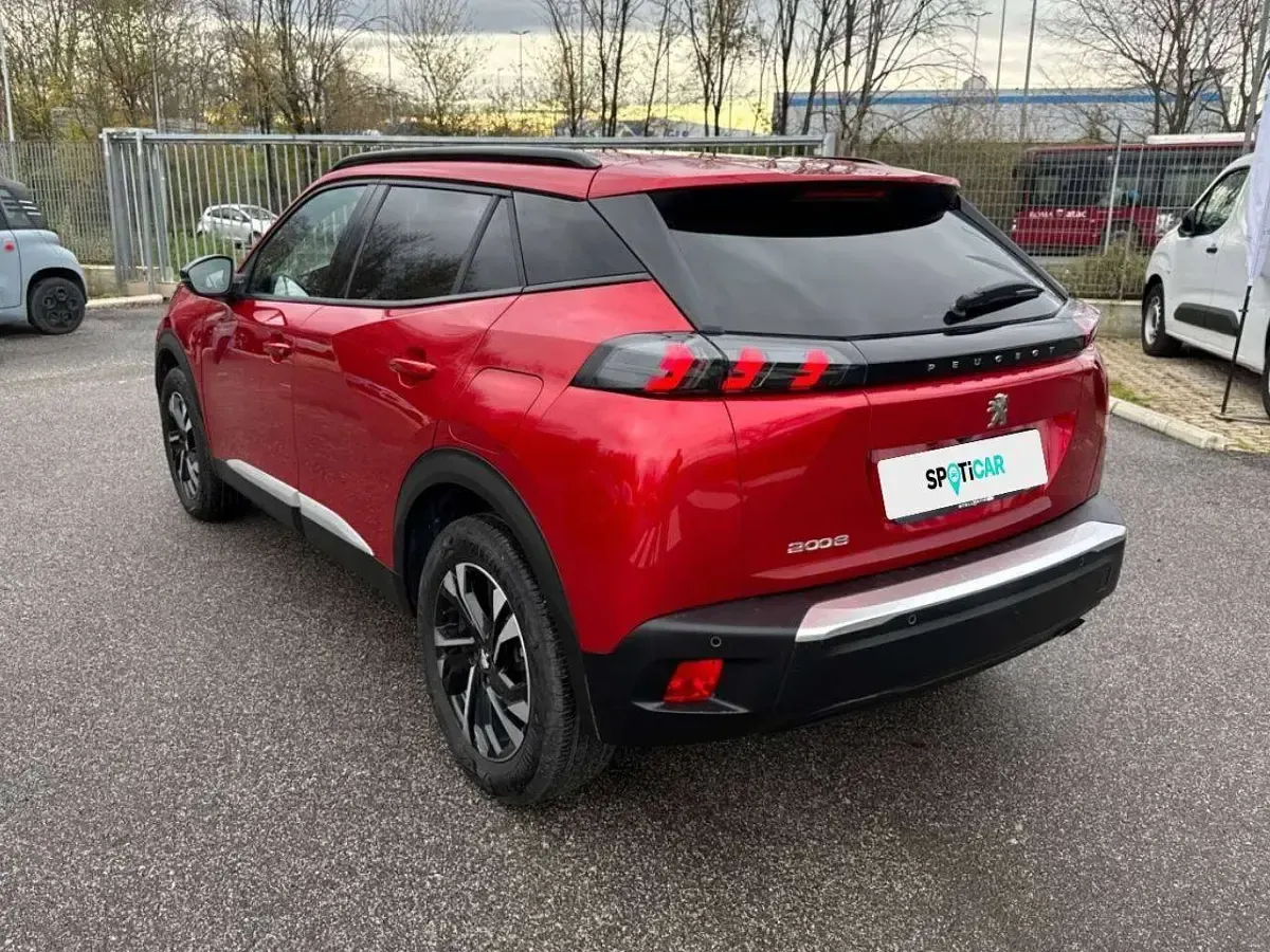 Usata Peugeot 2008 Allure 102 CV (75 kW) 2022 Other SUV