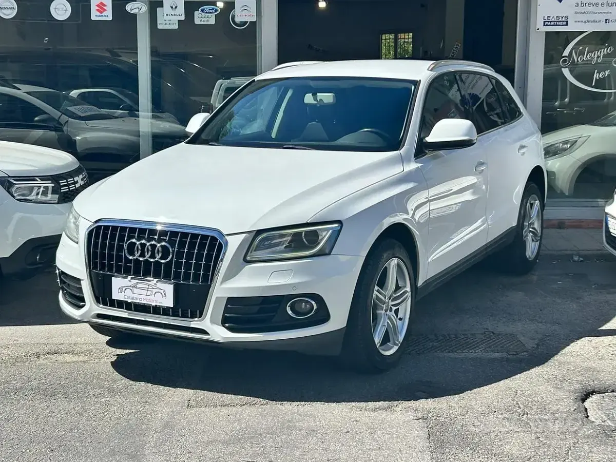 Usata Audi Q5 Comfort 170 CV (125 kW) 2012 Bianco SUV