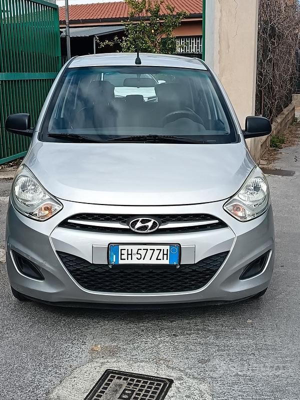 Usata Hyundai i10 2011 Grigio Utilitaria
