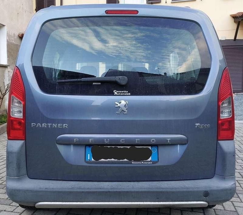 Usata 2010 Peugeot TePee Outdoor Station wagon | 5500 € (Buon prezzo) - Immagine 1/4