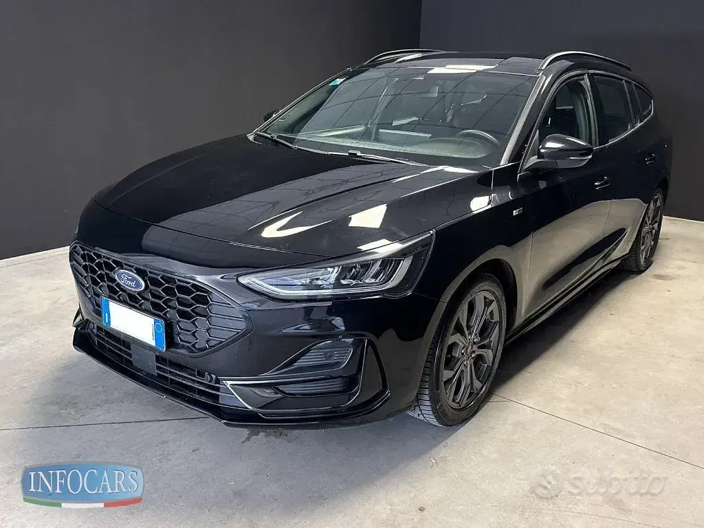 Usata Ford Focus ST-Line 155 CV (114 kW) 2023 Nero Station wagon