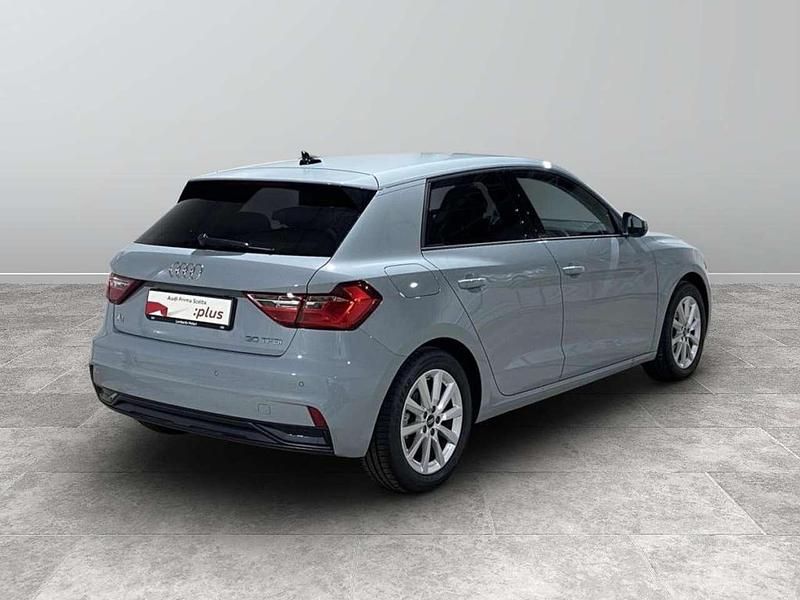 Usata Audi A1 Sportback Business 116 CV (85 kW) 2024 Grigio freccia perla Utilitaria