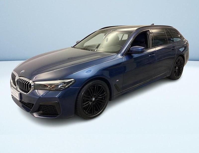 Usata 2024 BMW 530 Comfort Edition Station wagon | 33.900 € - Immagine 1/3