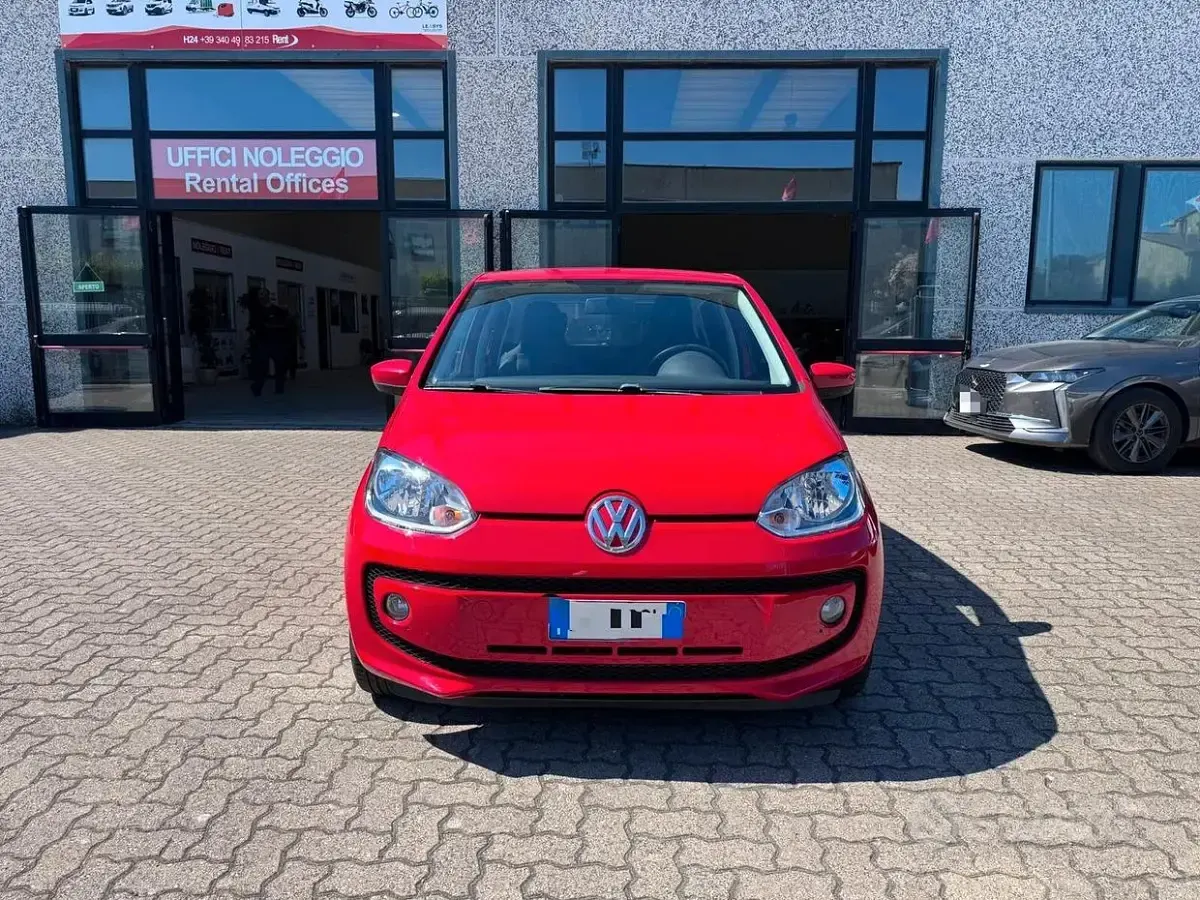 Usata VW up! 60 CV (44 kW) 2015 Rosso Utilitaria