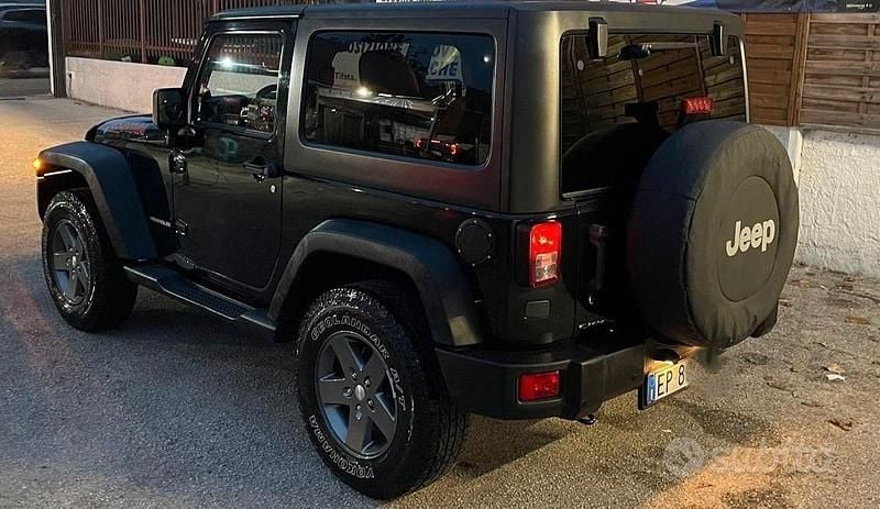 Usata Jeep Wrangler 200 CV (147 kW) 2013 Verde SUV