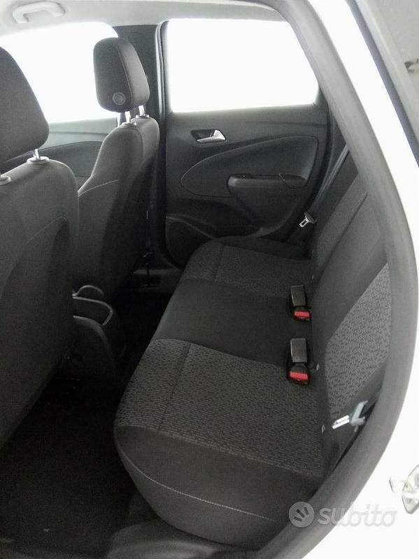 Usata Opel Crossland 110 CV (80 kW) 2023 Bianco SUV